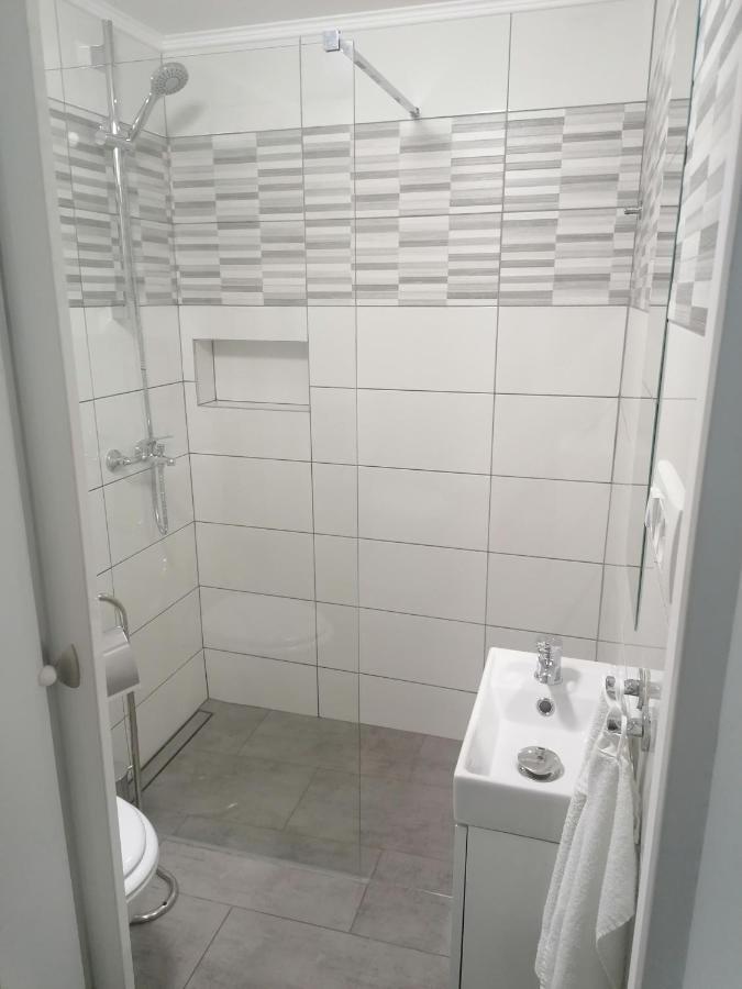 Apartment Dorina Piran Bagian luar foto